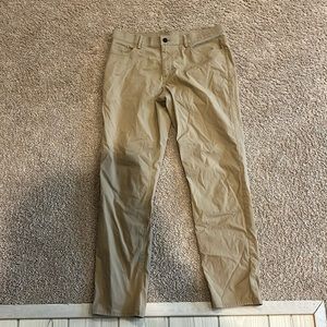 Banana Republic Traveler Khakis